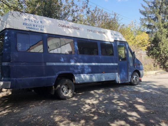 Микроавтобус IVECO Daily 1995 года б/у фото 2