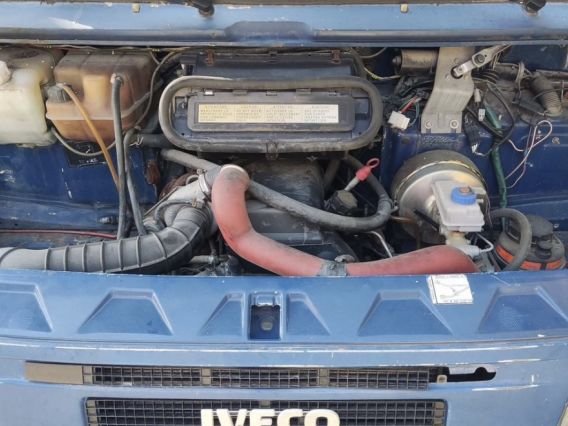 Микроавтобус IVECO Daily 1995 года б/у фото 3