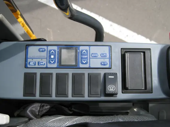 Экскаватор LiuGong CLG920E 2023 года новый фото 8