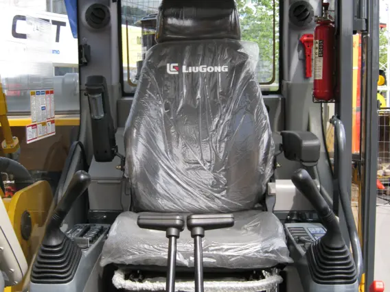 Экскаватор LiuGong CLG920E 2023 года новый фото 10