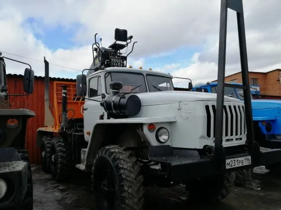 Лесовоз с КМУ Урал 43204 Palfinger VM-10L74 2026 года б/у
