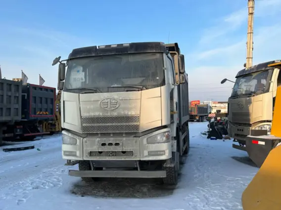 Самосвал FAW J6 2023 года новый фото 6