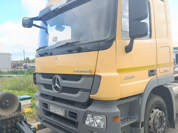 Мультилифты Mercedes-Benz Actros 2013 года б/у фото 4