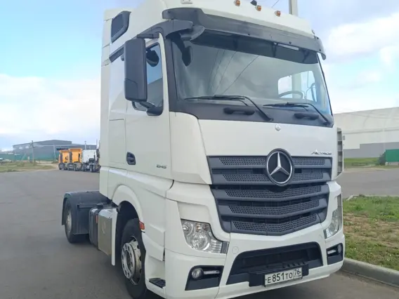 Тягач Mercedes-Benz Actros 2018 года б/у фото 2