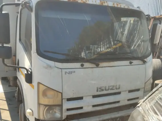 Автофургон Isuzu NPR 2014 года б/у фото 4
