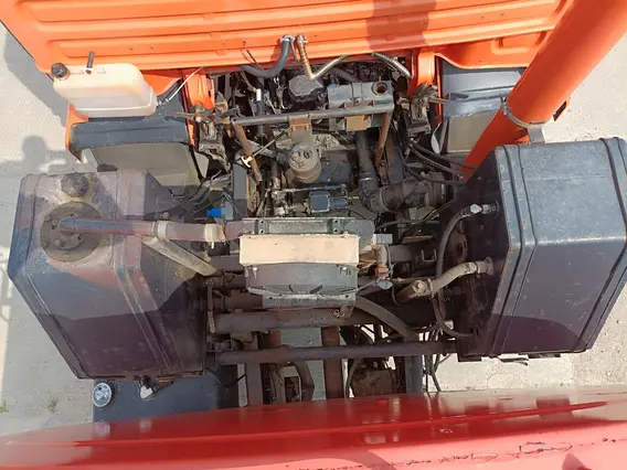 Дорожно-уборочный автомобиль Камаз KO-806 2011 года б/у фото 8