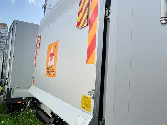 Изотермический фургон Ambertruck SM 120M 2025 года новый фото 4