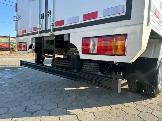 Изотермический фургон Isuzu Elf 2025 года новый фото 9