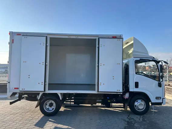 Изотермический фургон Isuzu Elf 2025 года новый фото 3