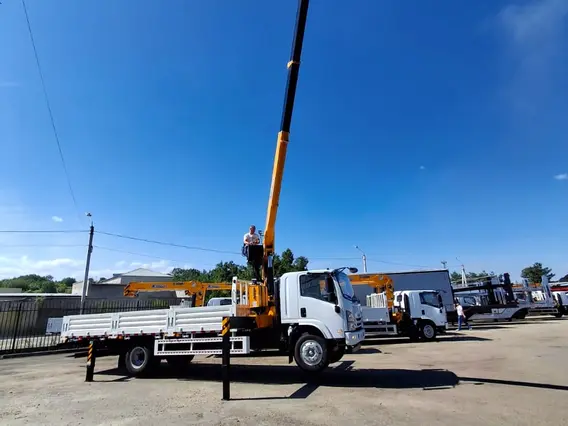 Самопогрузчик Isuzu 700 P 2025 года новый фото 10