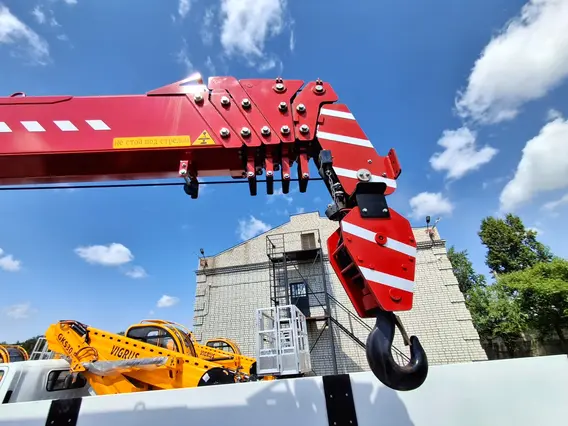 Самопогрузчик Isuzu Giga 2025 года новый фото 9