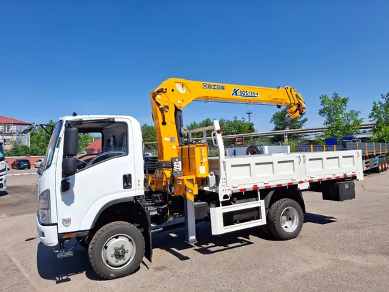 Самопогрузчик Isuzu Elf 4×4 2025 года новый фото 2