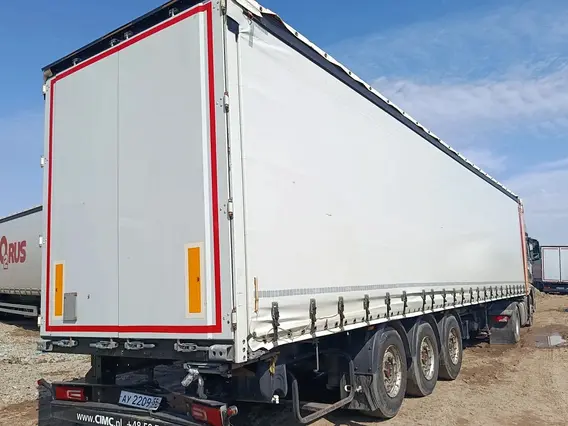 Тентованный полуприцеп CIMC SX03 2023 года б/у