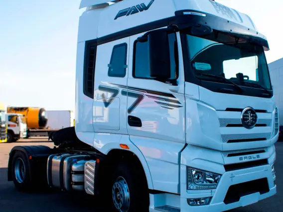 Седельные тягачи FAW J7 CA4180P77K25E5 2026 года новый фото 8