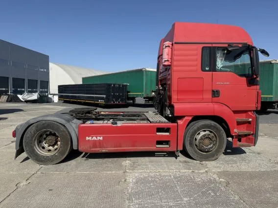 Седельный тягач MAN TGS 18.400 4Х2 ВLS 2011 года б/у фото 8