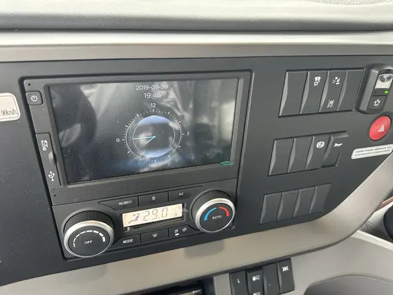 Тягач Dongfeng gx 2024 года новый фото 8