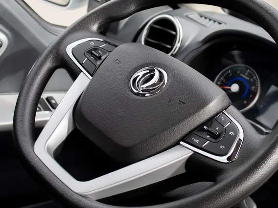 Изотермический фургон Dongfeng cng vq09 2023 года новый фото 2