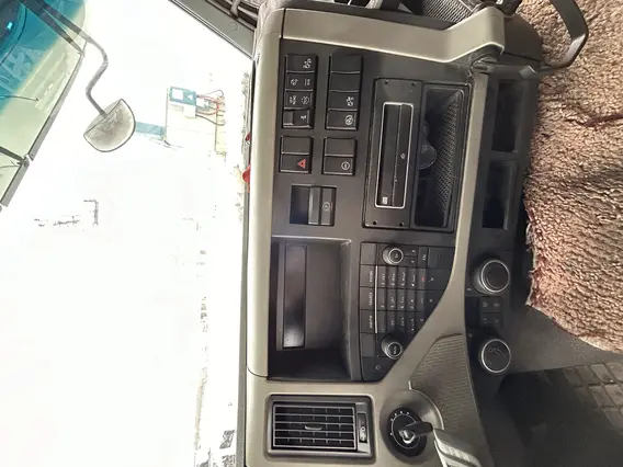 Тягач Volvo FМ 2017 года б/у фото 14