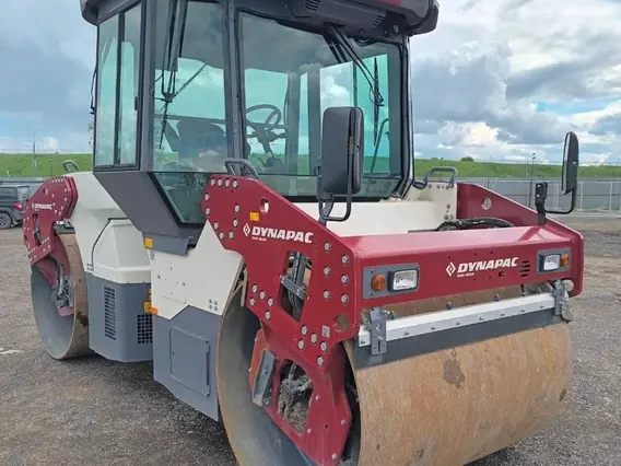Дорожный каток Dynapac CC4200 2024 года б/у