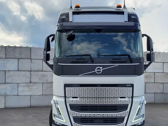 Тягач Volvo FH 540 6x2 XL 2023 года б/у фото 2
