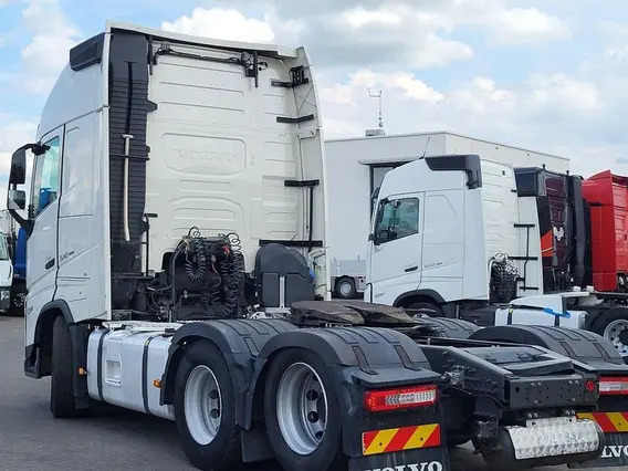 Тягач Volvo FH 540 6x2 XL 2023 года б/у фото 4