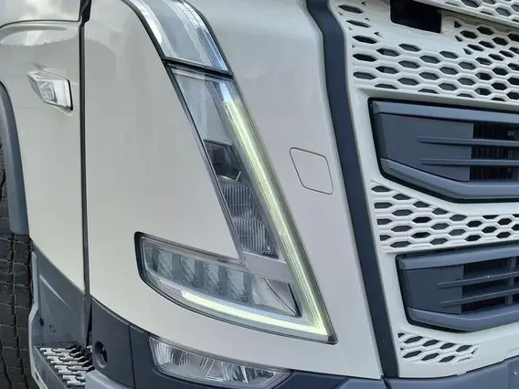 Тягач Volvo FH 540 6x2 XL 2023 года б/у фото 8
