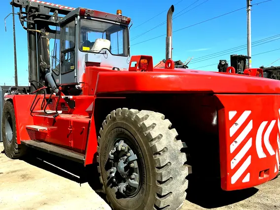 Вилочный погрузчик KALMAR DCF330-12LB 2010 года б/у