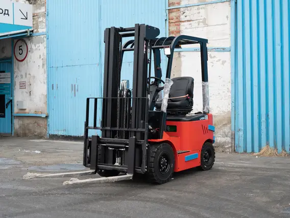 Вилочный погрузчик EP Equipment EFL181 2024 года новый