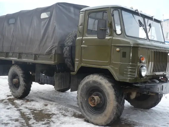Бортовой грузовик ГАЗ 66 1993 года б/у фото 3
