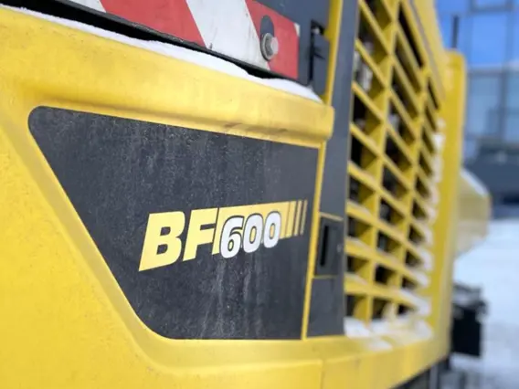 Асфальтоукладчик BOMAG BF 600 2022 года новый фото 3