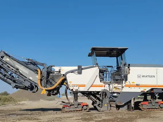 Дорожная фреза Wirtgen W 200 2019 года б/у