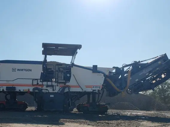 Дорожная фреза Wirtgen W 200 2019 года б/у фото 3