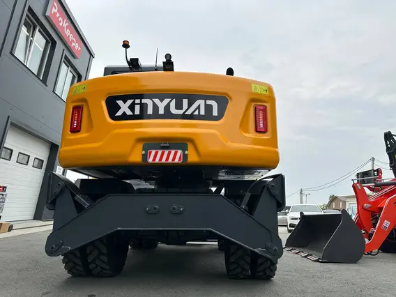 Экскаватор XINYUAN C135W 2025 года новый фото 4