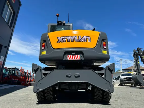 Экскаватор XINYUAN B70S 2025 года новый фото 8