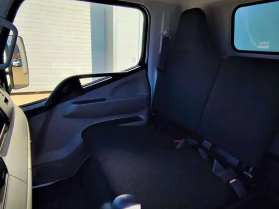 Изотермический фургон Mitsubishi FUSO CANTER 7.5 2026 года новый фото 8