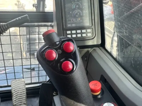 Экскаватор XINYUAN C140W 2025 года новый фото 35