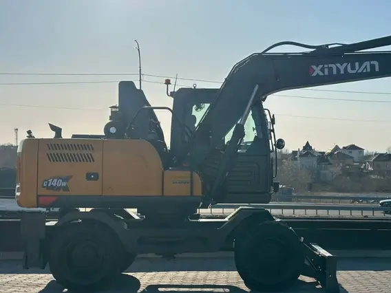 Экскаватор XINYUAN C140W LIFT-CABIN 2025 года новый фото 2