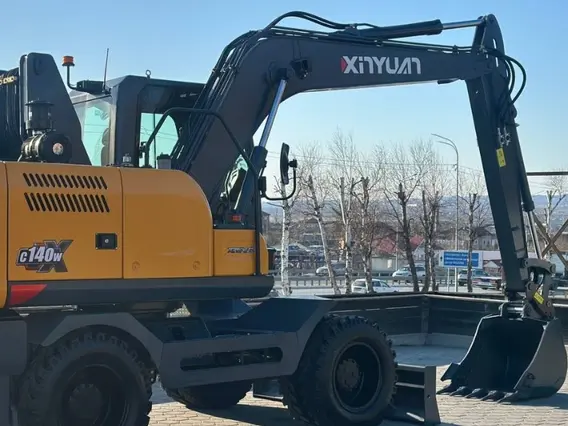 Экскаватор XINYUAN C140W LIFT-CABIN 2025 года новый фото 4