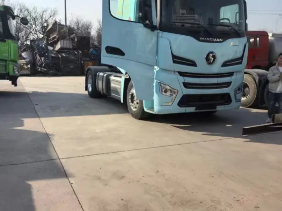 Тягач Shacman X6000 2022 года новый фото 4