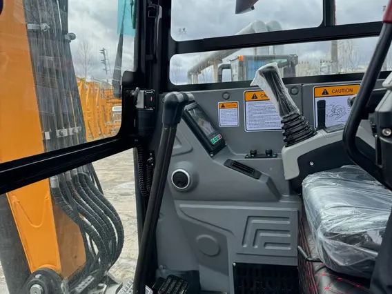 Экскаватор YNIX YN35 2025 года новый фото 12