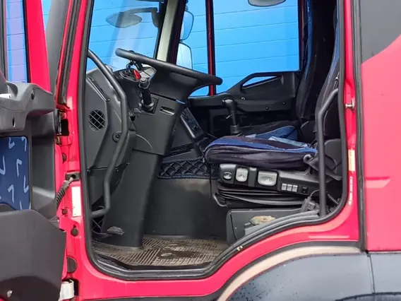 Тягач IVECO Stralis 2012 года б/у фото 6