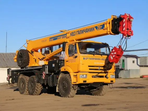 Автокран Камаз 43118 Галичанин КС-55713 2026 года новый фото 2