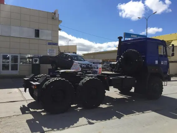 Седельный тягач Урал 44202-82Е5 2026 года новый фото 3