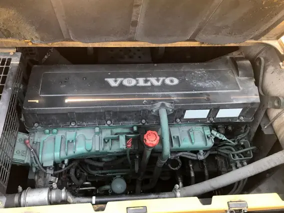 Экскаватор Volvo EC700 б/у фото 8