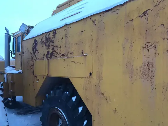 Дорожно-уборочный автомобиль Кировец К-703 б/у фото 20
