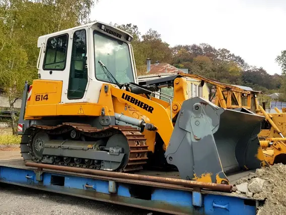 Фронтальный погрузчик Liebherr LR 614 б/у