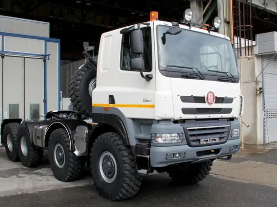 Тягач Tatra T158  б/у фото 2