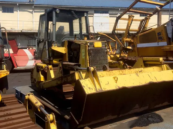 Бульдозер Komatsu D31P-20 б/у