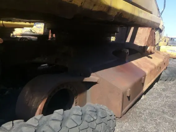 Экскаватор Komatsu PC  б/у фото 4