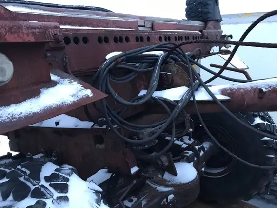 Прицеп-шасси Уралпромтехника 904703  б/у